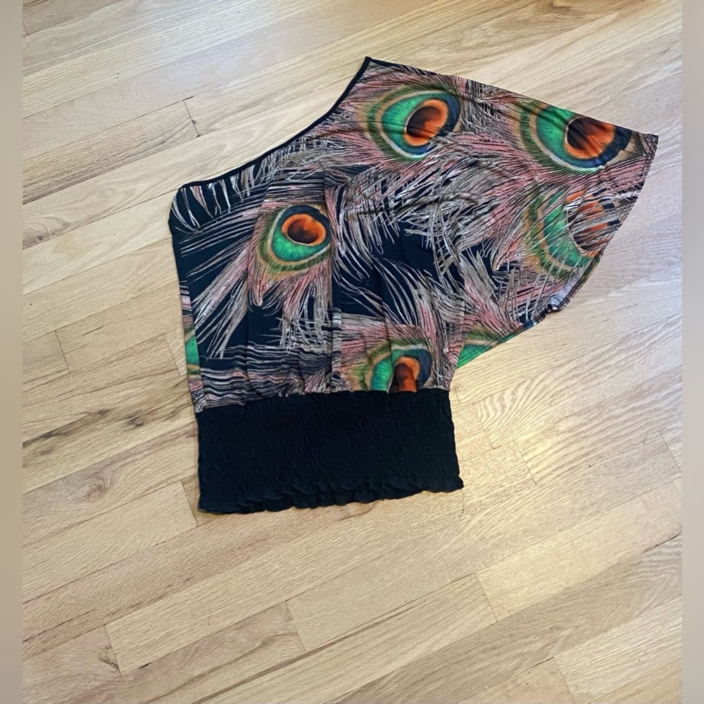 🦚🖤One-Shoulder Peacock Top